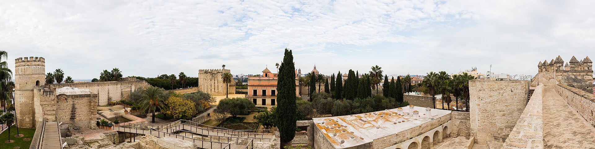 Vista panorámica del Alcázar de Jerez
