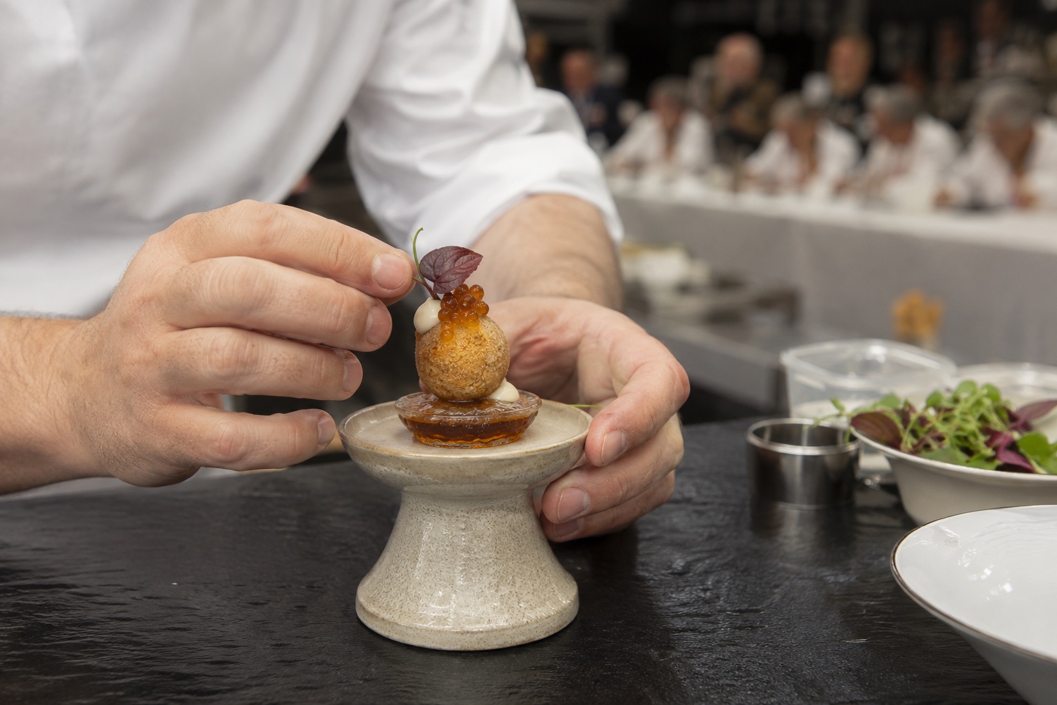 Preparación de una tapa de concurso en Valladolid